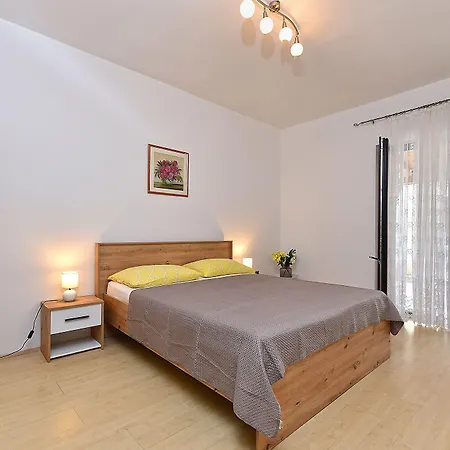 417 Lejlighed Banjole